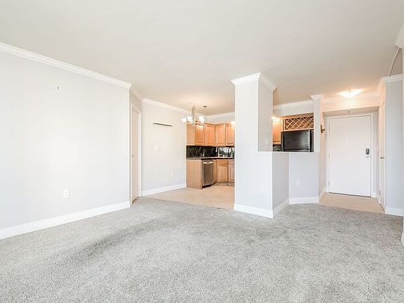 3rd image of 601 W 11th Ave APT 506
