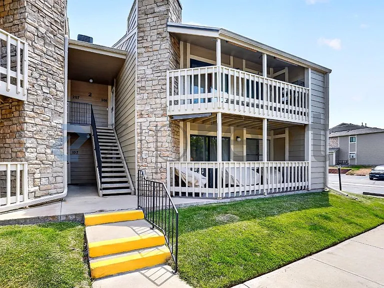 8225 Fairmount Dr — Photo 1