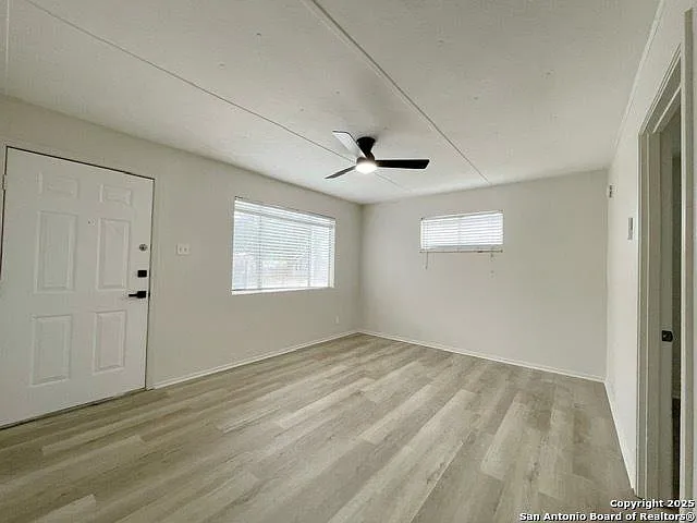 1 bed, $735 — Photo 2