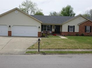 1411 Bristlecone Dr, O Fallon, IL 62269