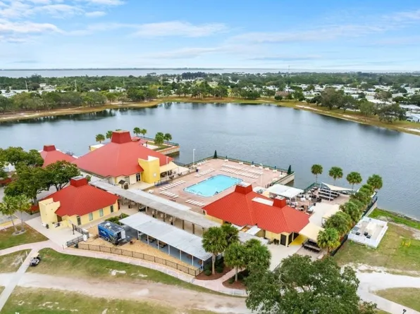 415 Plover Dr, Barefoot Bay, FL 32976