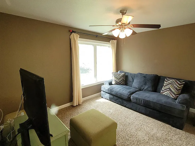 1210 Walnut Creek Ct — Photo 17
