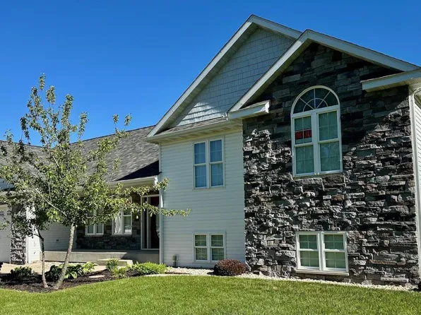 W7320 Kristen Drive, Pardeeville, WI 53954