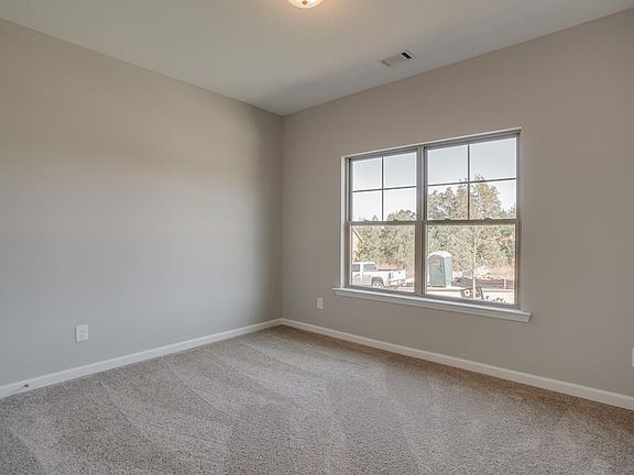 5th image of 2674 Limestone Creek Dr