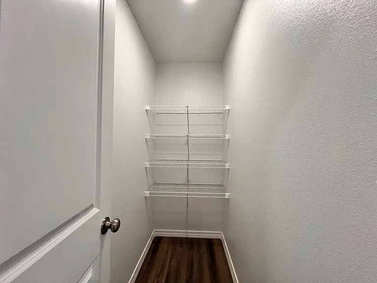 655 W Butterfield Dr — Photo 17