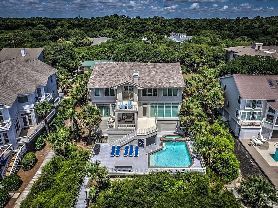 1st image of 61 Dune Ln