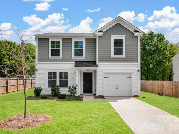 1128 Young St, Mooresville, NC 28115