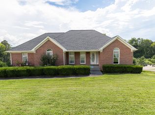 396 Solitude Cir, Goodlettsville, TN 37072