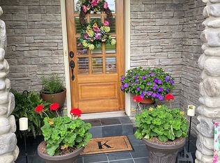 10200 Dorsey Pointe Cir UNIT F, Blue Ridge Manor, KY 40223