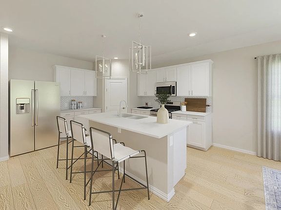 2nd image of 205 Teton St