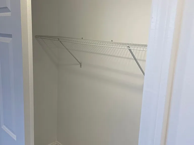 217-219 Washington St #1L — Photo 6