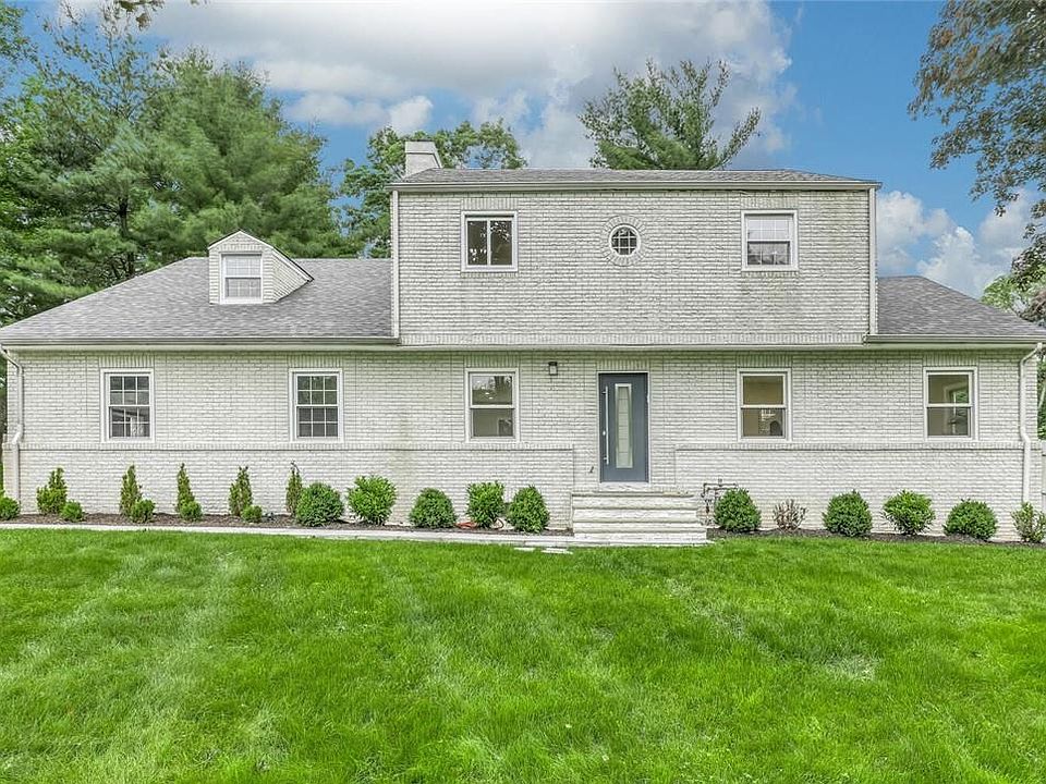 1st image of 4 Holland Lane
