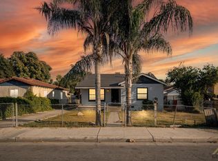 425 10th St, Bakersfield, CA 93304