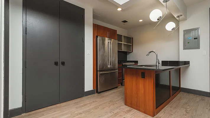 Rented by Nooklyn NYC LLC | media 33