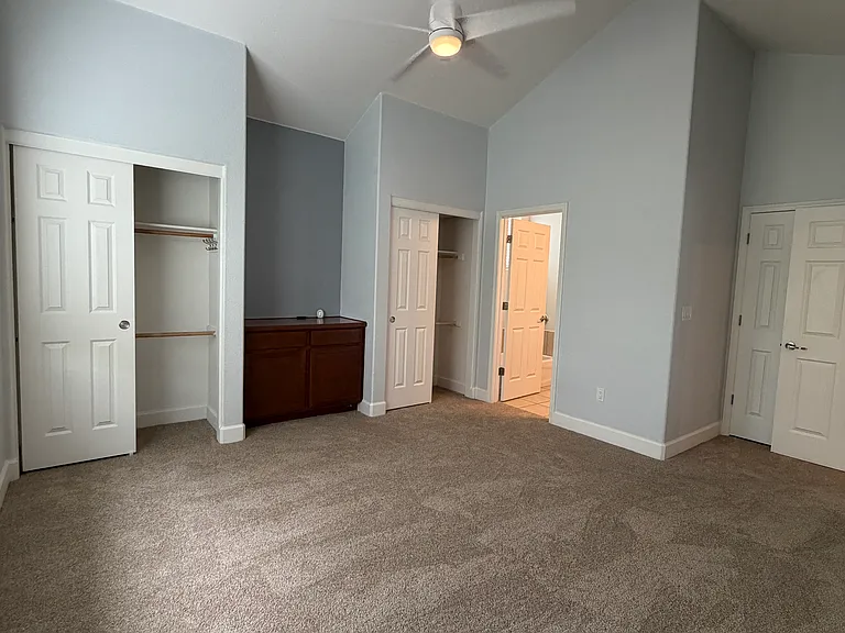 985 Marble Hills Cir — Photo 16