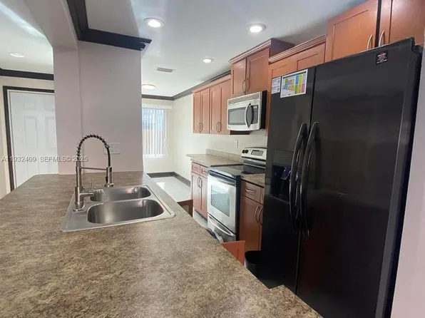 8239 NW 8th Ct #3, Fort Lauderdale, FL 33324