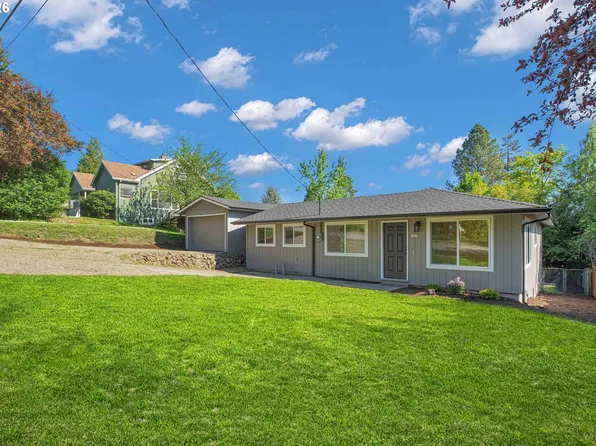 1822 SW Marigold St, Portland, OR 97219