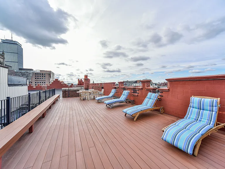 271 Dartmouth St #5G — Photo 3
