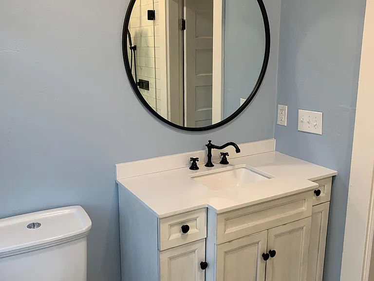 Main bathroom