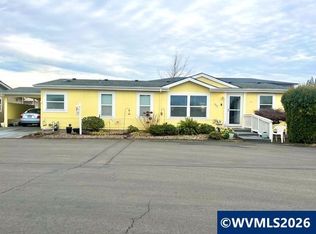 642 Royalty Cir NE #12, Salem, OR 97301