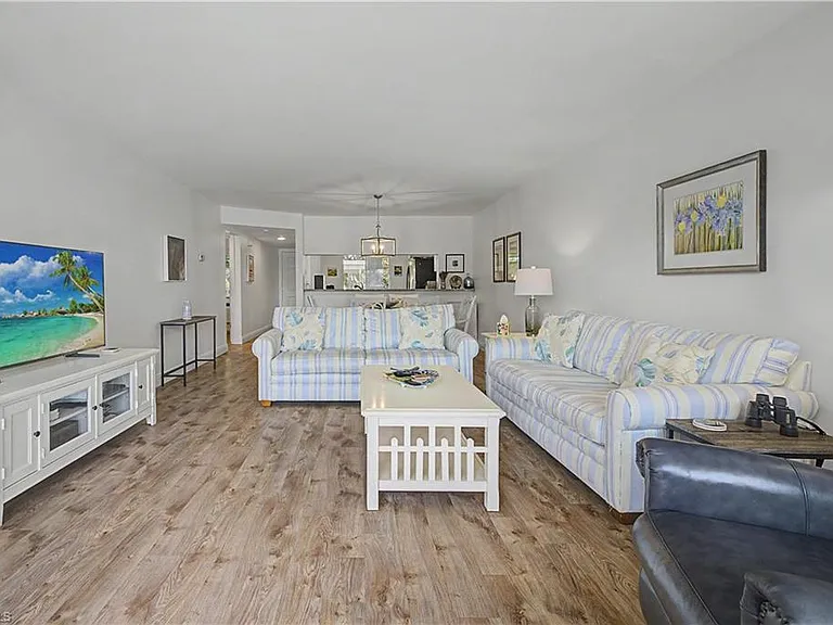 7065 Dennis Cir #F103 — Photo 11
