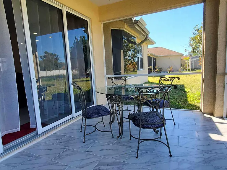 2323 Pan American Blvd — Photo 57