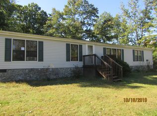1499 Hawks Nest Ln, Moneta, VA 24121