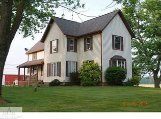 12526 W Walker Rd, Fowler, MI 48835