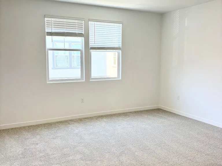 2324 Kaufman Ln — Photo 6