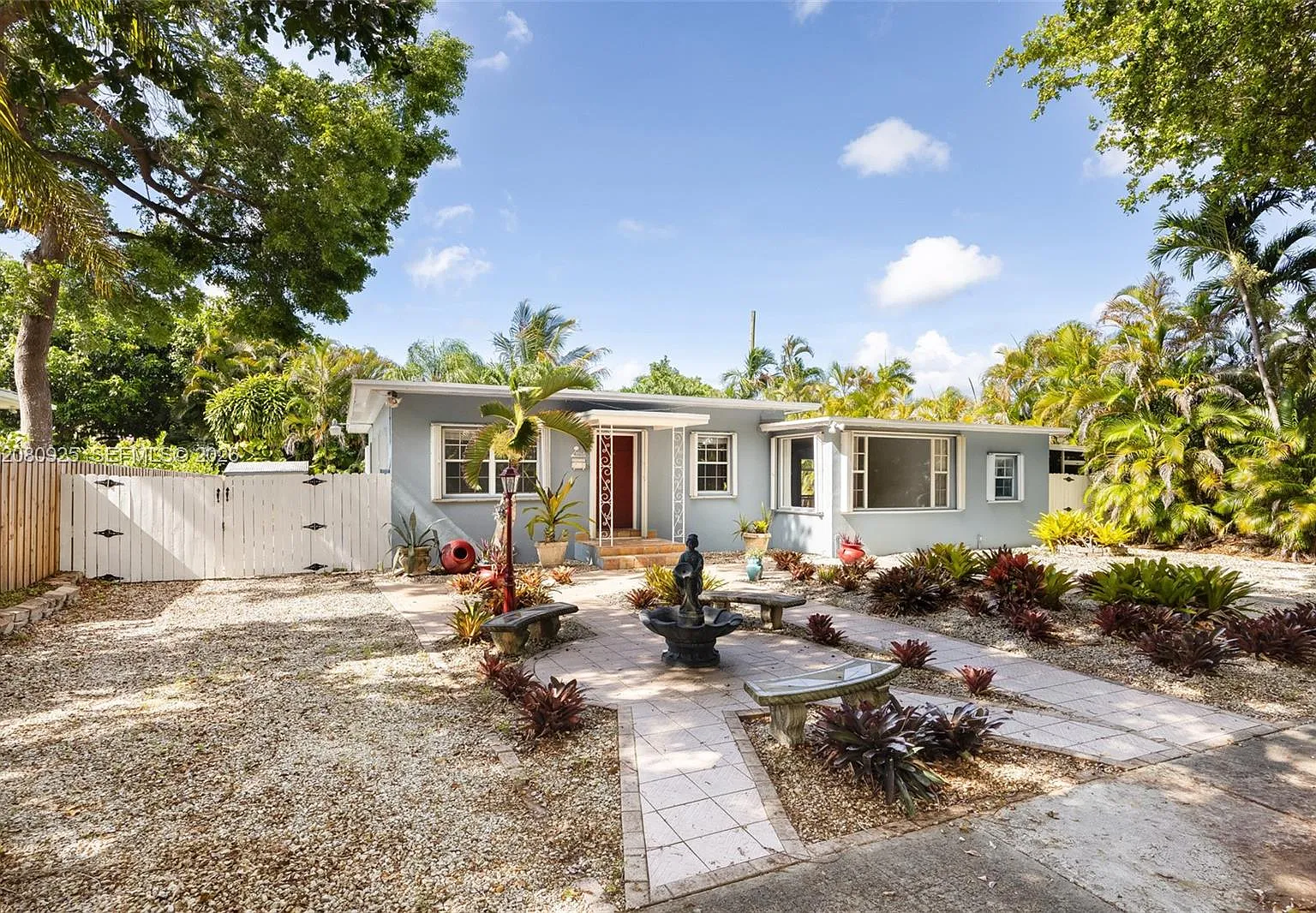 Riviera Estates 1st Addn — Photo 4