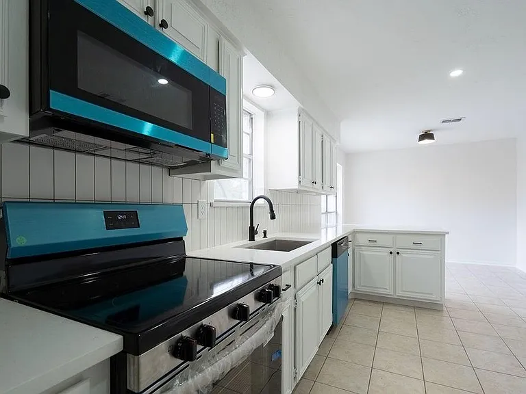 23230 Briarcreek Blvd — Photo 10