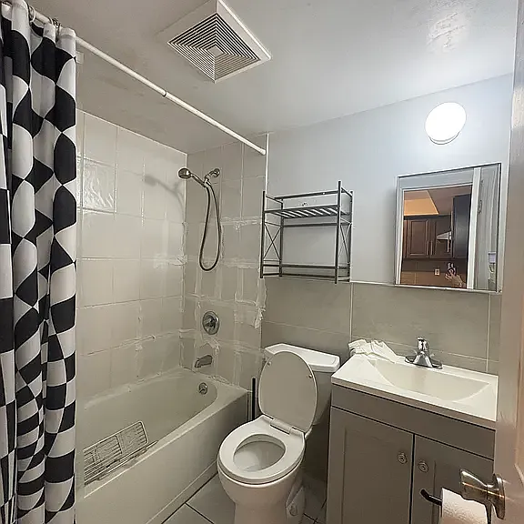 Orbit Ln — Photo 6
