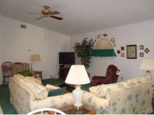 4th image of 970 Cross Lake Dr