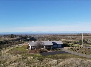 3070 Royal Meadow Ln, Paradise, CA 95969