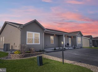 82 Pacific Ave, Milroy, PA