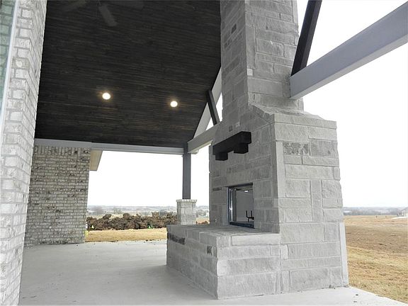 2nd image of 8636 County Road 1229