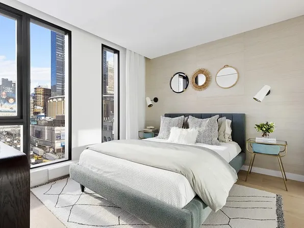 300 West 30th Street image 7 of 18