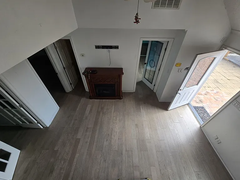 9954 Genard Rd — Photo 23