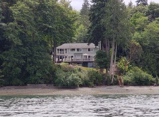 8142 Safe Harbor Ln NE, Bremerton, WA 98311