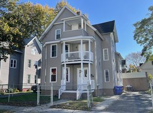 33 Hebron St, Springfield, MA 01107