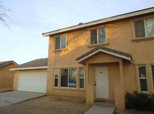 211 W Kettering St APT 103, Lancaster, CA 93534