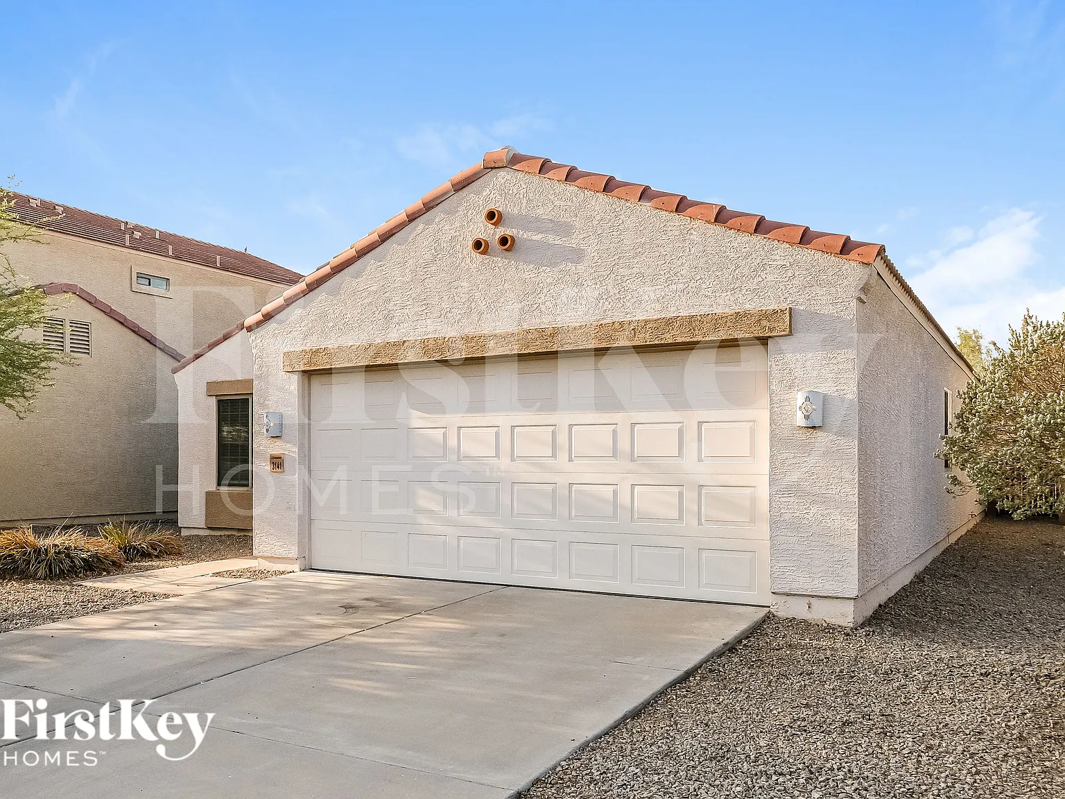 3 bed, 2.0 bath, 1601 sqft, $1,930 — Photo 2