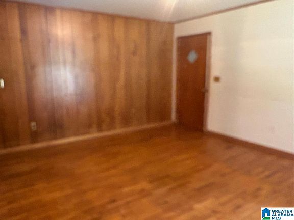 3rd image of 1279 Tommy Robinson Rd