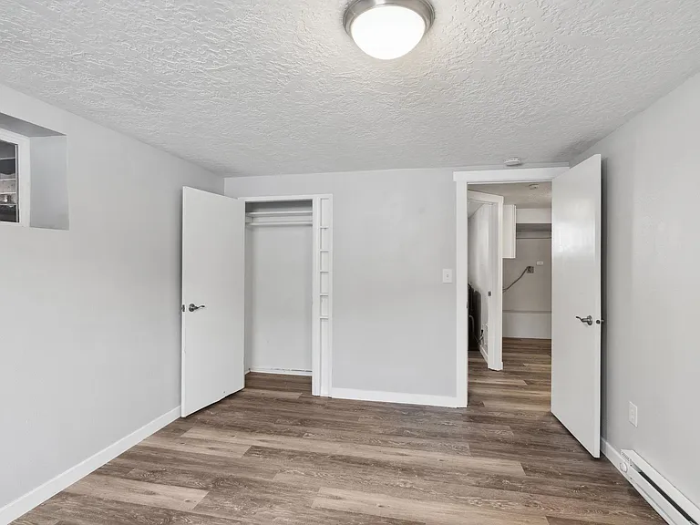 701 S Evergreen Rd — Photo 22