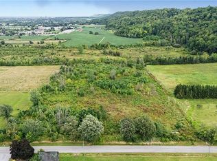 110 Jones Rd, Hamilton, ON L8E 5J4