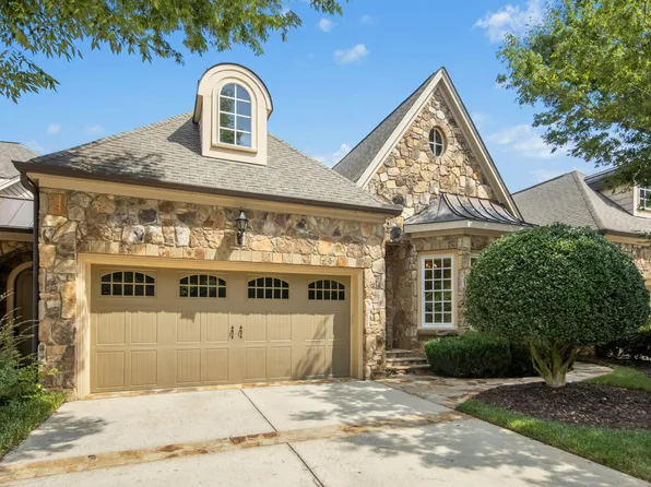 4137 Gardenlake Dr, Raleigh, NC 27612