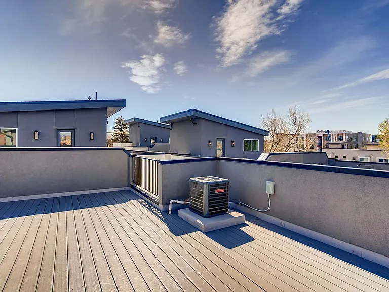 3450 S Corona St — Photo 15
