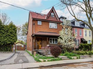 34 Saunders Ave, Toronto, ON M6R 1B8