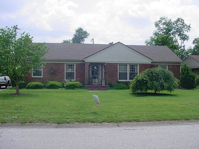 1st image of 324 Wesleyan Pl