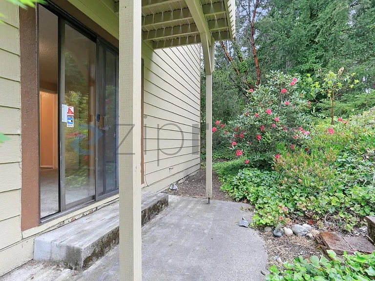 5205 S Orchard St #A — Photo 14
